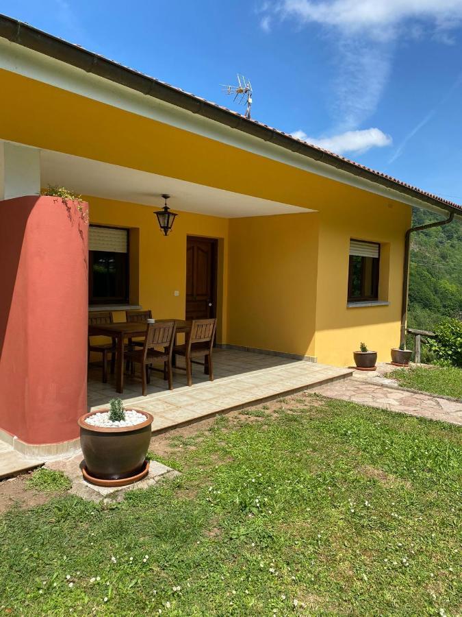 Finca La Cuesta Cangas de Onís Exterior photo